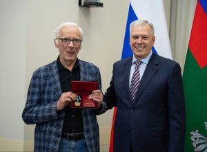 Сергей Данкверт в преддверии Нового года вручил награды сотрудникам Россельхознадзора