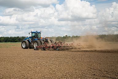 В 2026 году в Татарстане планируется модернизировать не менее 3% тракторов, 4% зерноуборочных и 5% кормоуборочных комбайнов