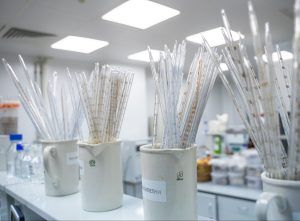 Россельхознадзор выявил несоответствия в мясной и молочной продукции 8 российских производителей